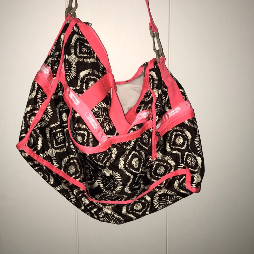 Never used big le sportsac bag